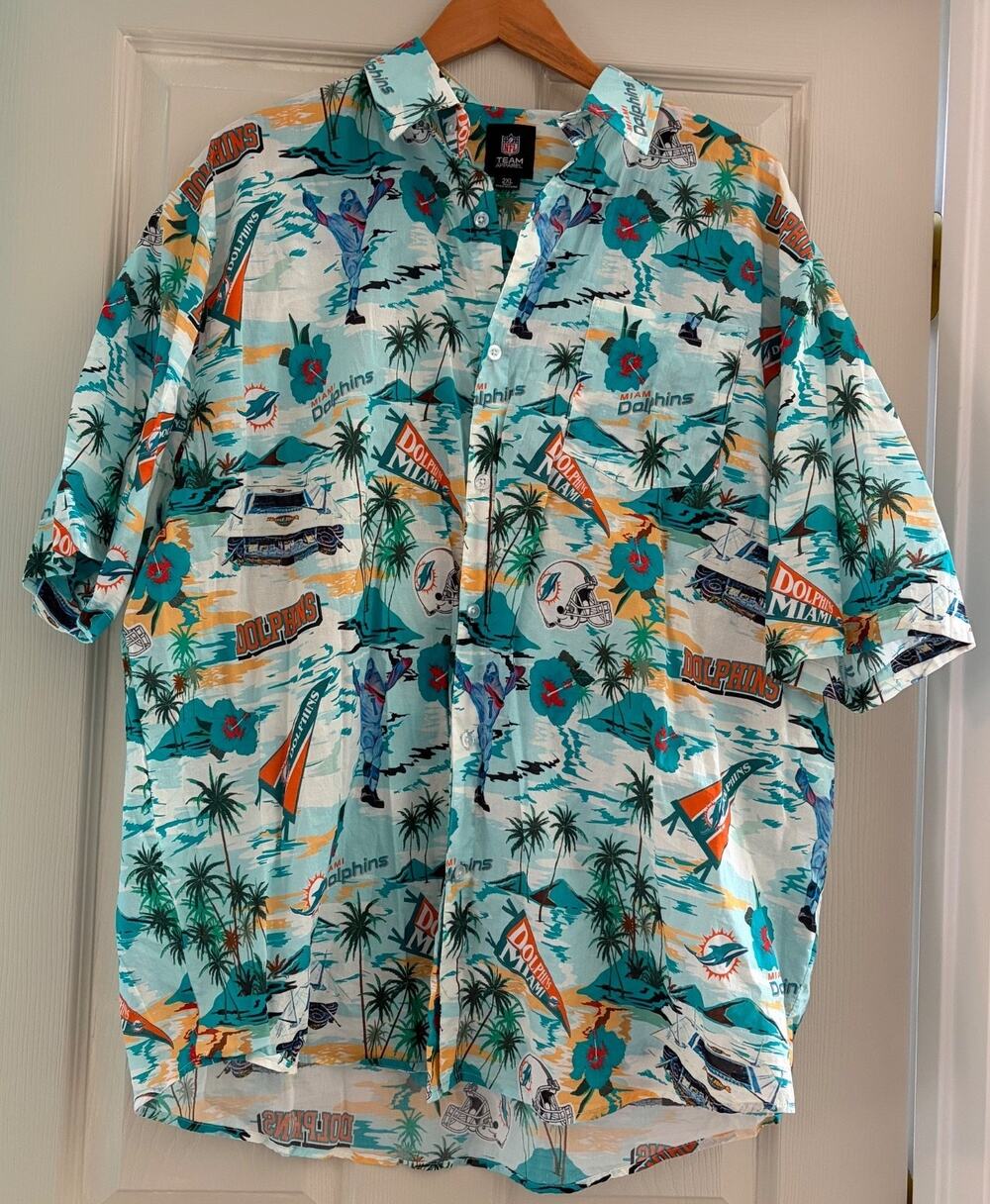 FOCO Miami Dolphins NFL Hawaiian Button Up Shirt Men's Size 2XL Stadium Print